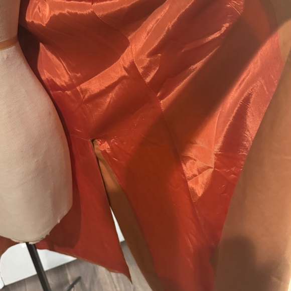 The vintage cape coat shoulder detail trending winter 2024 rust color overcoat - Picture 11 of 17